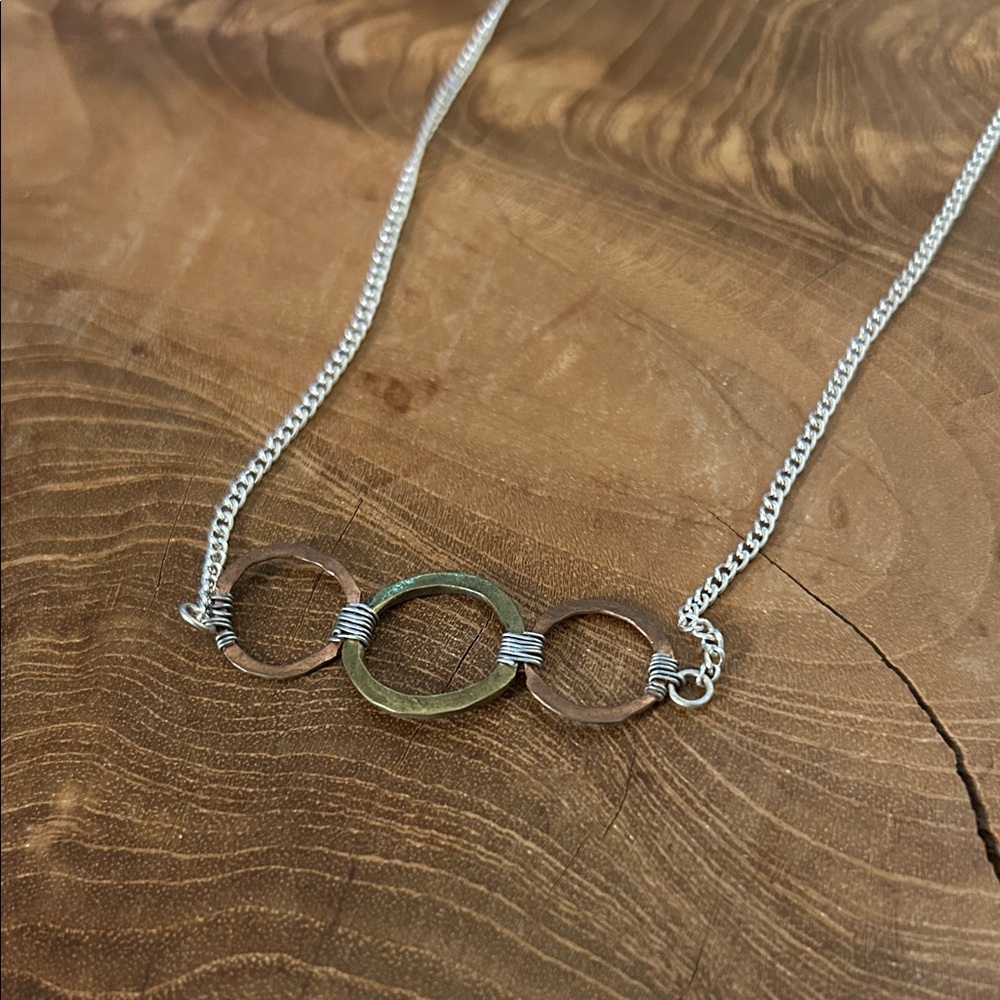 Mixed Metal Two-Tone Circle Necklace
